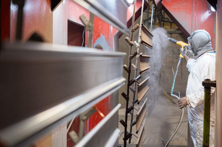 Application de peinture en poudre époxy Aulnay-sous-Bois